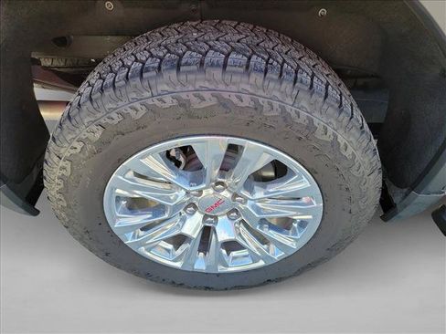 Used 2026 GMC Sierra 1500 Denali w/ Technology Package AWD/4WD image 11