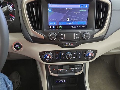 Used 2024 GMC Terrain Denali w/ Denali Premium Package image 10