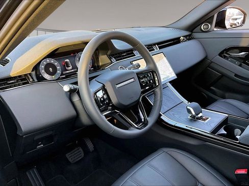 New 2026 Land Rover Range Rover Evoque S AWD/4WD image 7