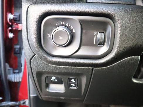 Used 2023 RAM 1500 Laramie image 35