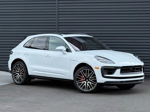 New 2025 Porsche Macan S AWD/4WD image 9