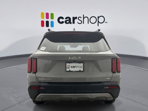Used 2023 Kia Sorento SX Prestige image 4