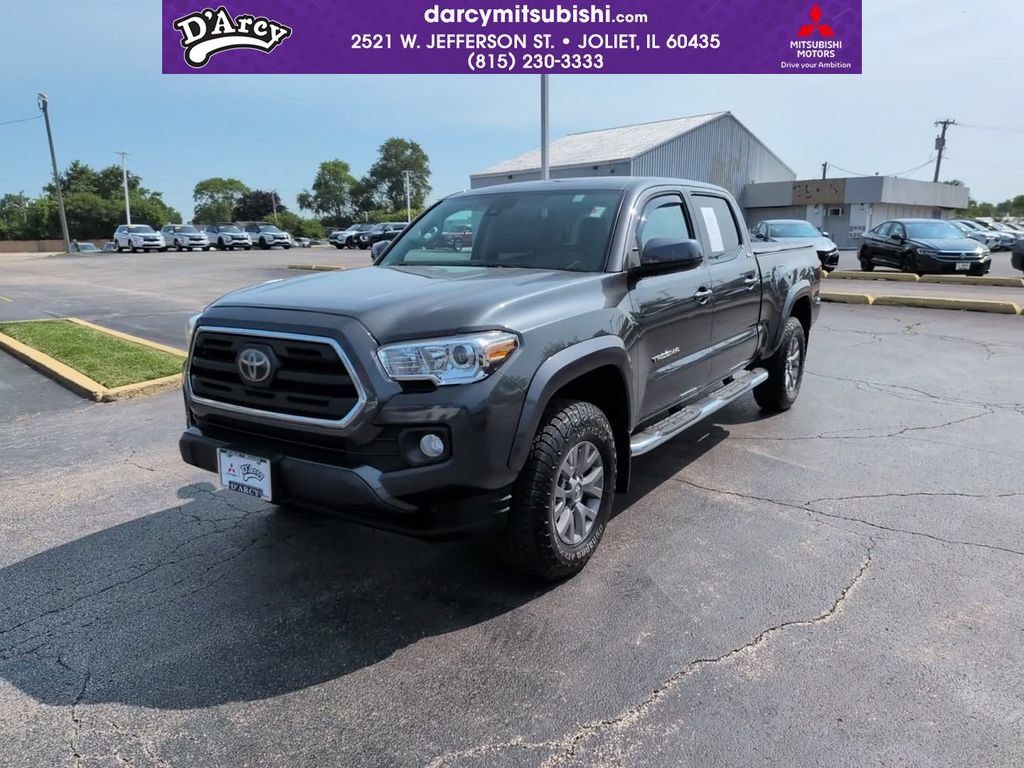Used 2019 Toyota Tacoma SR5 AWD/4WD image 1