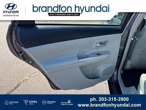 Used 2012 Toyota Prius V Five FWD image 10