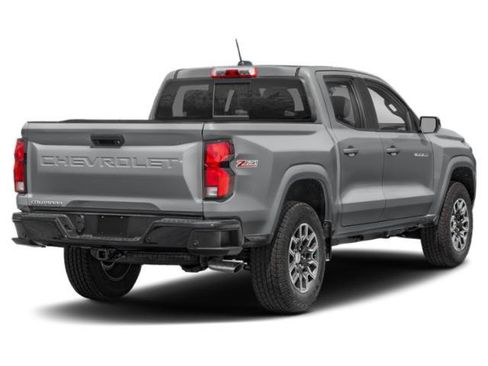 Used 2023 Chevrolet Colorado Z71 w/ Z71 Convenience Package 2 AWD/4WD image 2