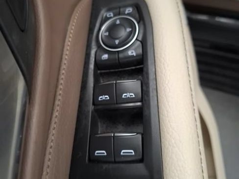 Used 2022 GMC Yukon Denali AWD/4WD image 21