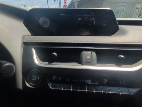 Used 2019 Lexus UX 200 w/ Accessory Package 2 FWD image 17