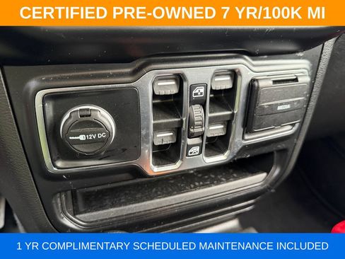 Used 2022 Jeep Wrangler Unlimited Sport AWD/4WD image 30