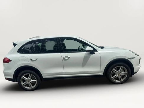 Used 2013 Porsche Cayenne S AWD/4WD image 7
