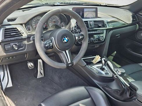 Used 2020 BMW M4 Coupe w/ Competition Package RWD image 9