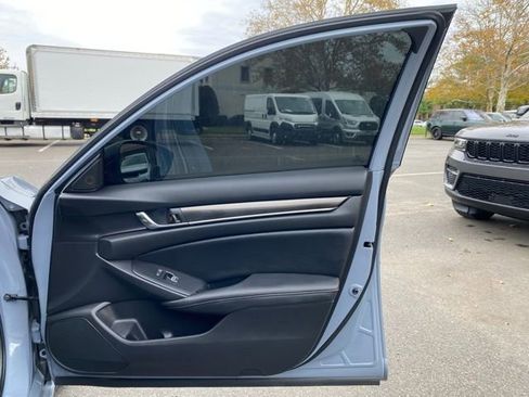 Used 2021 Honda Accord Sport image 30
