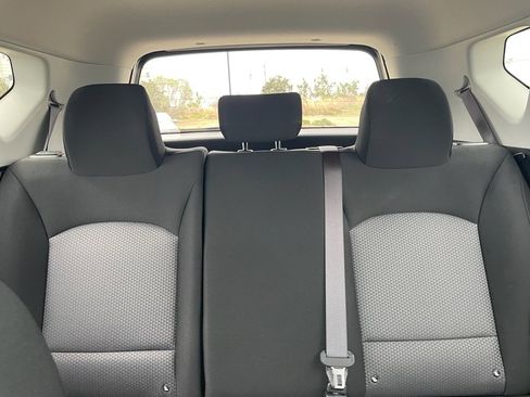 Used 2025 Kia Soul LX w/ LX Technology Package image 10