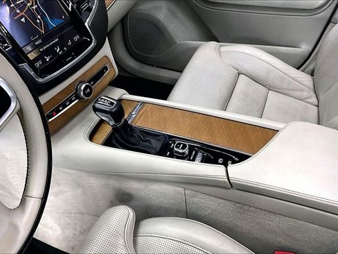 Used 2016 Volvo XC90 T6 Inscription image 13