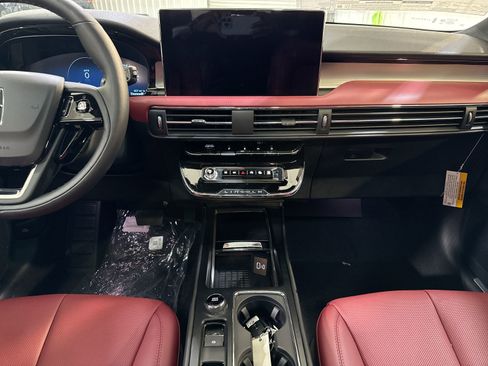 New 2026 Lincoln Corsair Reserve w/ Jet Appearance Package image 22