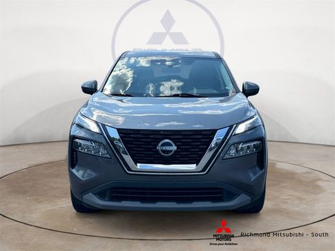 Used 2023 Nissan Rogue SV image 8