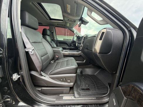 Used 2015 GMC Sierra 2500 Denali w/ Duramax Plus Package AWD/4WD image 28