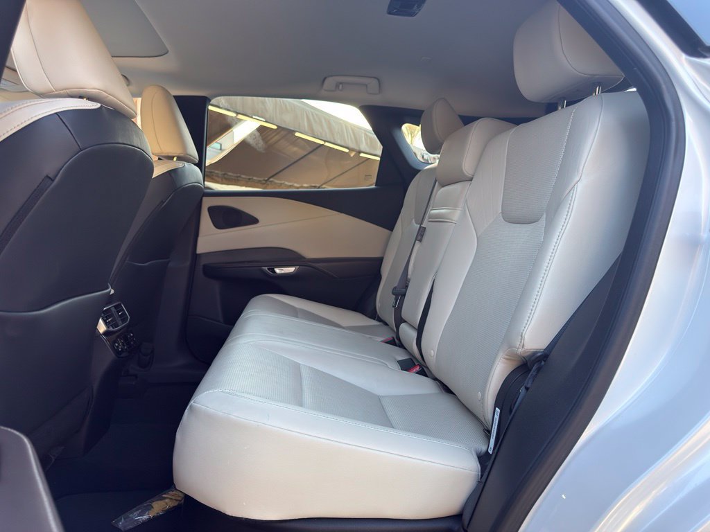 Used 2023 Lexus RX 350 Premium Plus w/ Cold Area Package FWD image 16