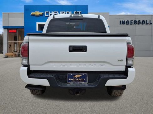 Used 2023 Toyota Tacoma TRD Sport AWD/4WD image 24