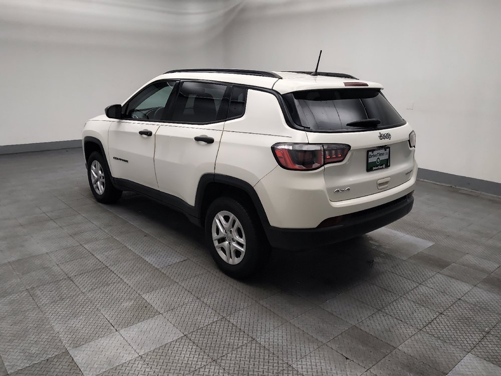Used 2018 Jeep Compass Sport AWD/4WD image 3