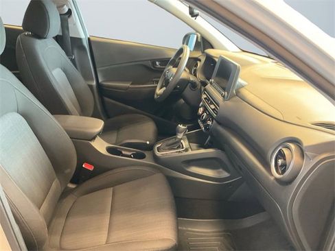 Used 2022 Hyundai Kona SEL image 15