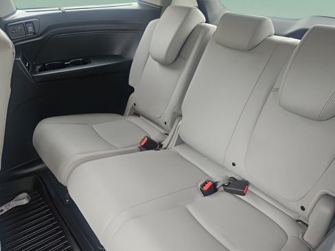 Used 2024 Honda Odyssey Touring image 26