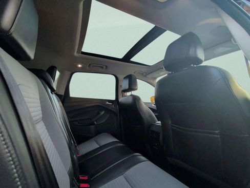 Used 2017 Ford Escape Titanium image 25