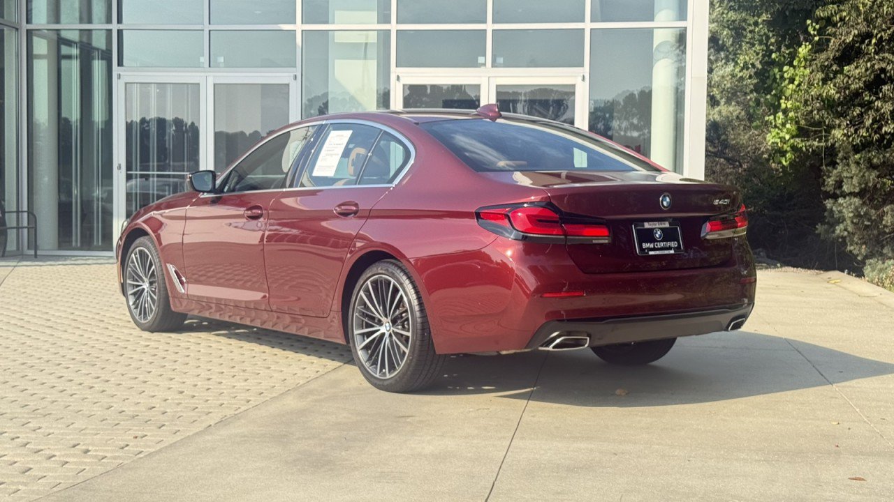 Used 2023 BMW 540i w/ Premium Package RWD image 4