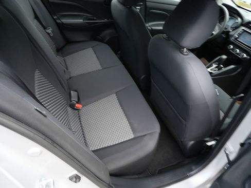 Used 2020 Nissan Versa S image 22