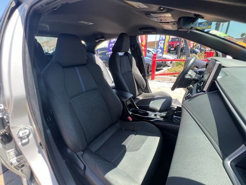 Used 2020 Toyota Corolla SE FWD image 31