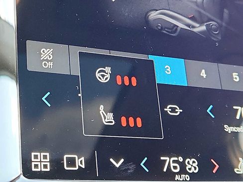 Used 2025 Volvo XC60 T8 Plus w/ Protection Package Premier image 24