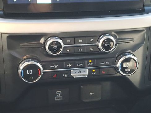 Used 2021 Ford F150 XLT w/ Equipment Group 302A High image 33