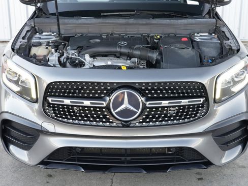 Used 2021 Mercedes-Benz GLB 250 image 7