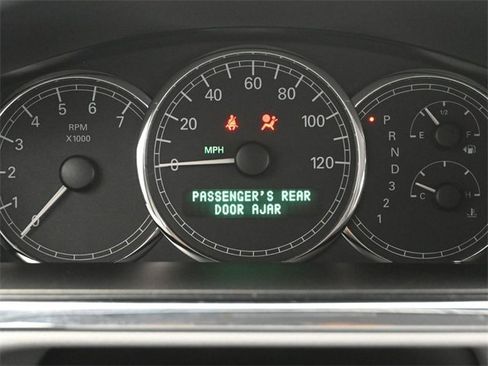 Used 2005 Buick LaCrosse CXL w/ Gold Convenience Package image 12