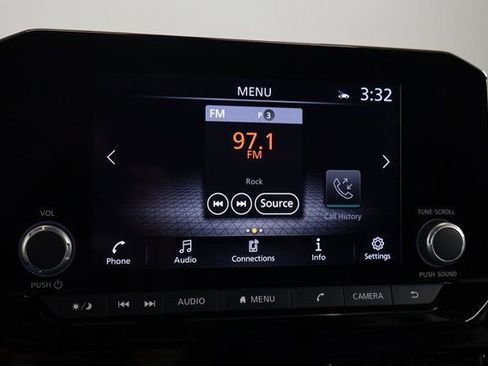 Certified 2025 Nissan Pathfinder SV w/ SV Premium Package image 20