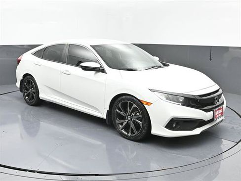 Used 2021 Honda Civic Sport image 2
