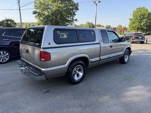 Used 2003 Chevrolet S10 Pickup LS w/ Convenience Package RWD image 5
