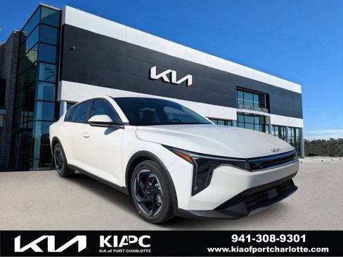 New 2025 Kia K4 GT-Line Turbo FWD image 1