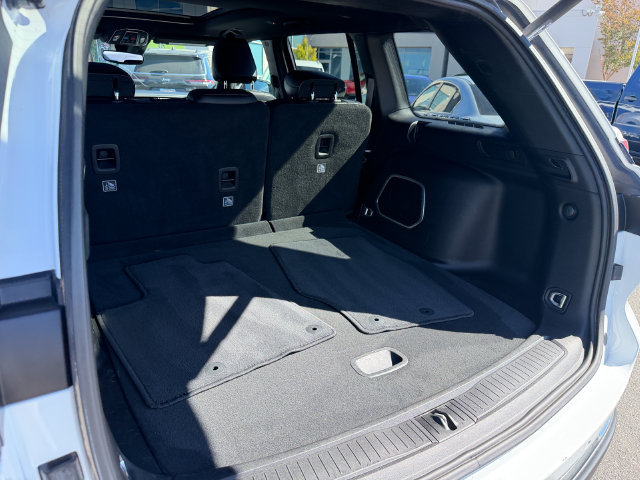 Used 2024 Jeep Grand Cherokee Limited 4xe AWD/4WD image 28