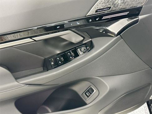 New 2026 BMW 530i xDrive w/ M Sport Package AWD/4WD image 19
