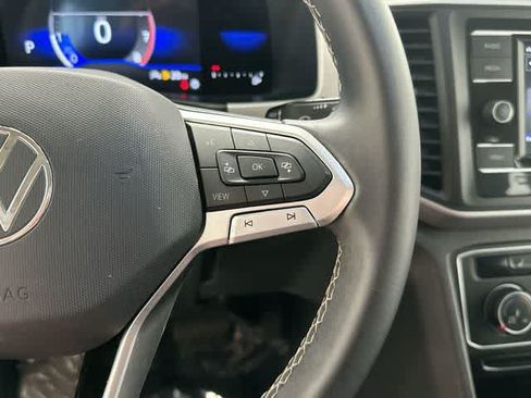Used 2023 Volkswagen Atlas SE AWD/4WD image 9