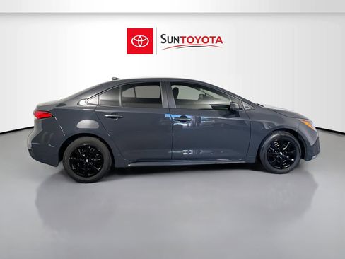 Used 2024 Toyota Corolla LE image 2