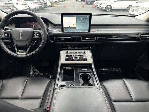Certified 2022 Lincoln Aviator AWD w/ Premium Package image 15