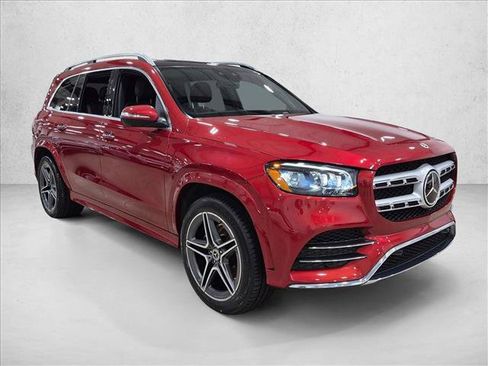 Used 2023 Mercedes-Benz GLS 450 4MATIC image 3