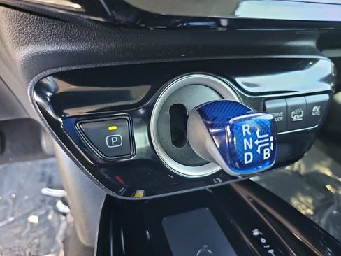 Used 2021 Toyota Prius Prime XLE w/ Carpet Mat Package (TMS) FWD image 27