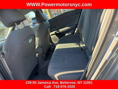 Used 2023 Hyundai Elantra SEL w/ Convenience Package FWD image 18