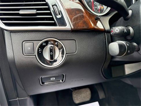 Used 2018 Mercedes-Benz GLS 450 4MATIC image 19