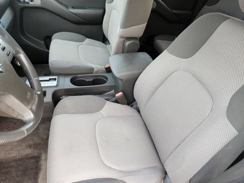 Used 2012 Suzuki Equator Sport image 9