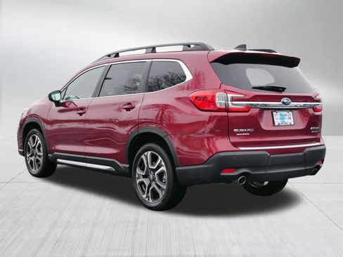 Certified 2025 Subaru Ascent Limited w/ Popular Package #2 image 5