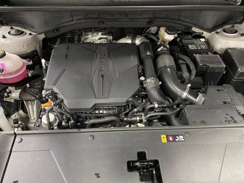 Used 2025 Kia Sorento SX image 39