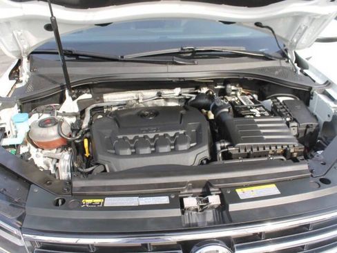 Used 2022 Volkswagen Tiguan S image 14